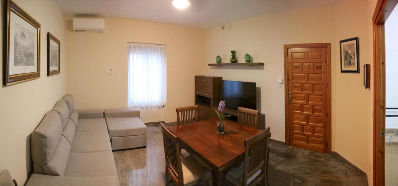 Vivienda Turistica Carmelitas Descalzas Daire Úbeda Dış mekan fotoğraf